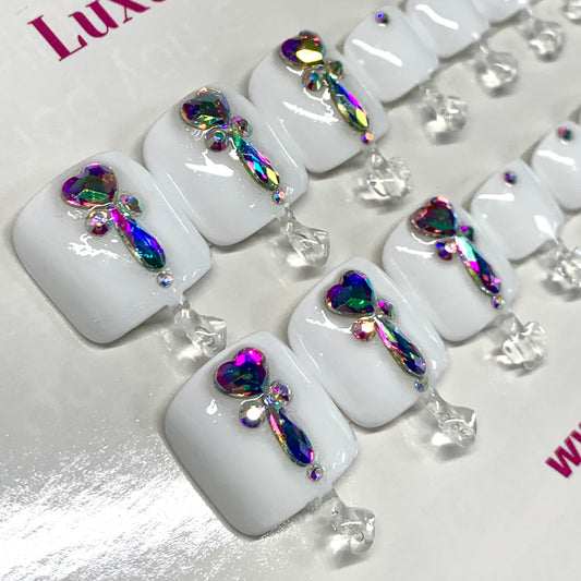 Full Set: White Heart Bling Toenails
