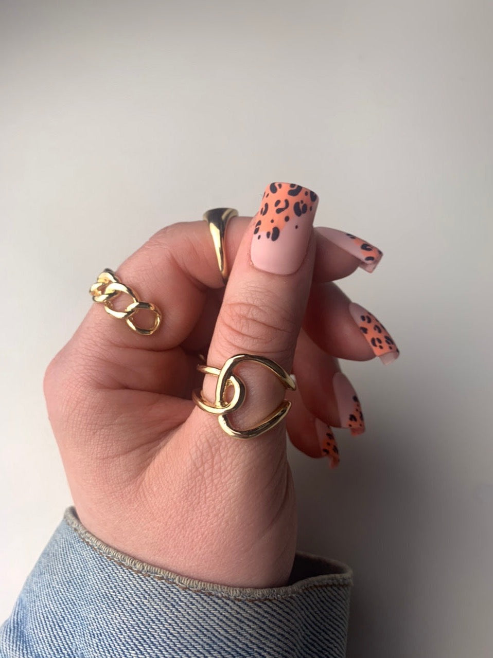 MTO: Cheetah Puff