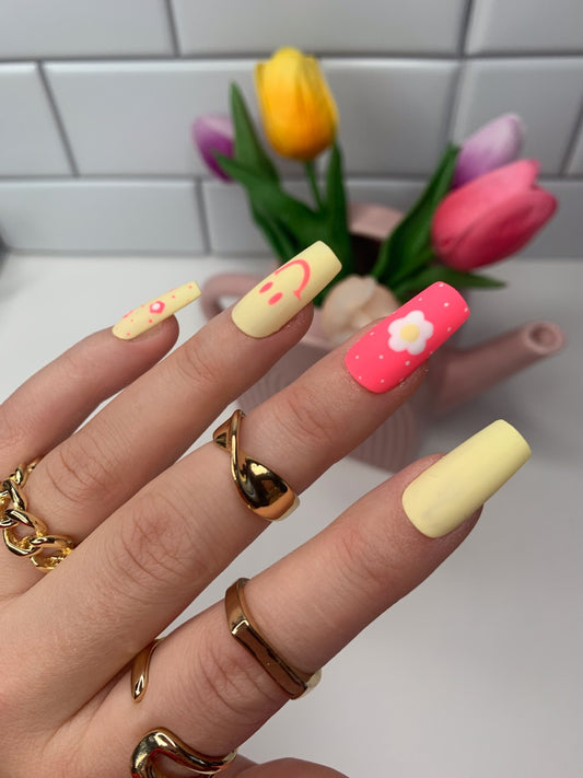 MTO: Sunshine & Smiles